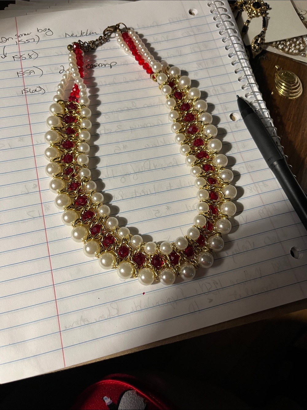 Elegant Pearl and Red Crystal Statement Necklace - Unbranded 1560